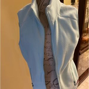 Vineyard Vines fleece vest
